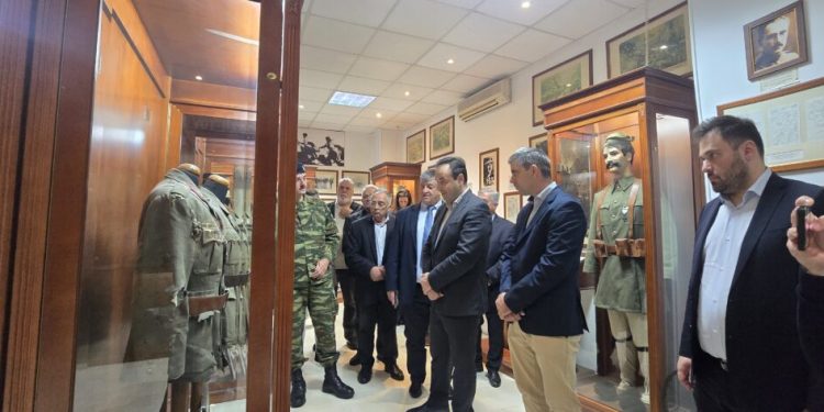 Επίσκεψη του Υπουργού Ψηφιακής Διακυβέρνησης στον Δήμο Πωγωνίου – Ανακοίνωση χρηματοδότησης 700.000€ για το Ψηφιακό Μουσείο Παραδοσιακής Ηπειρωτικής Μουσικής